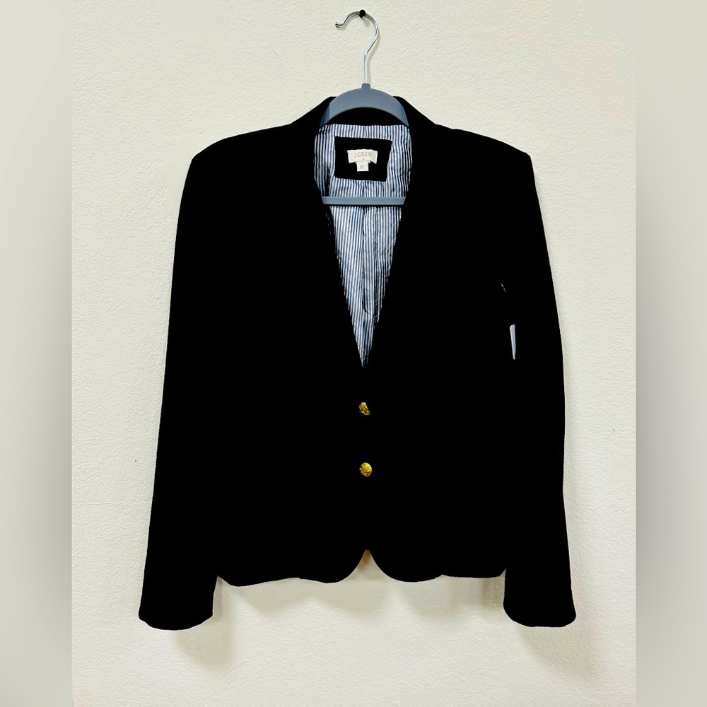 J. Crew school boy blazer in black size 12. Good condition!